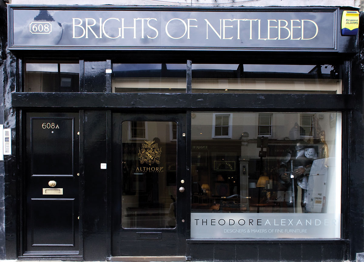 Antique style furniture London, Reproduction furniture at Kings Road