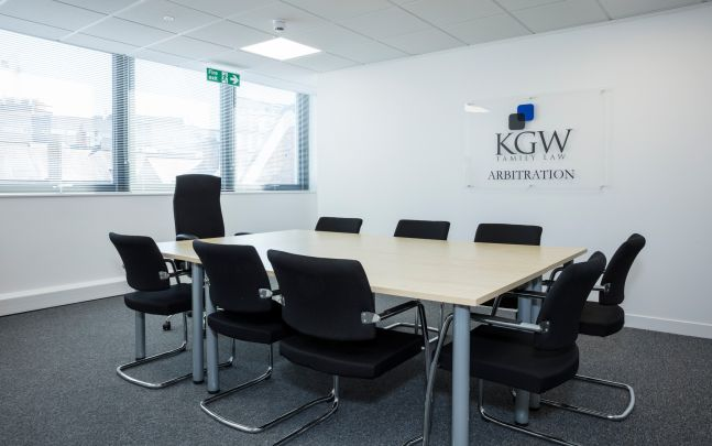 Simon Clark successfully completes Arbitration qualification